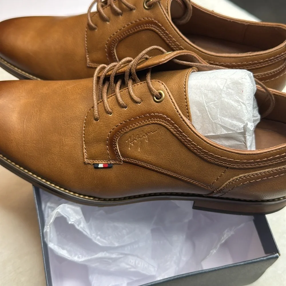 Tommy Hilfiger Men’s Benty Oxford Shoes - Size 10- Light Natural